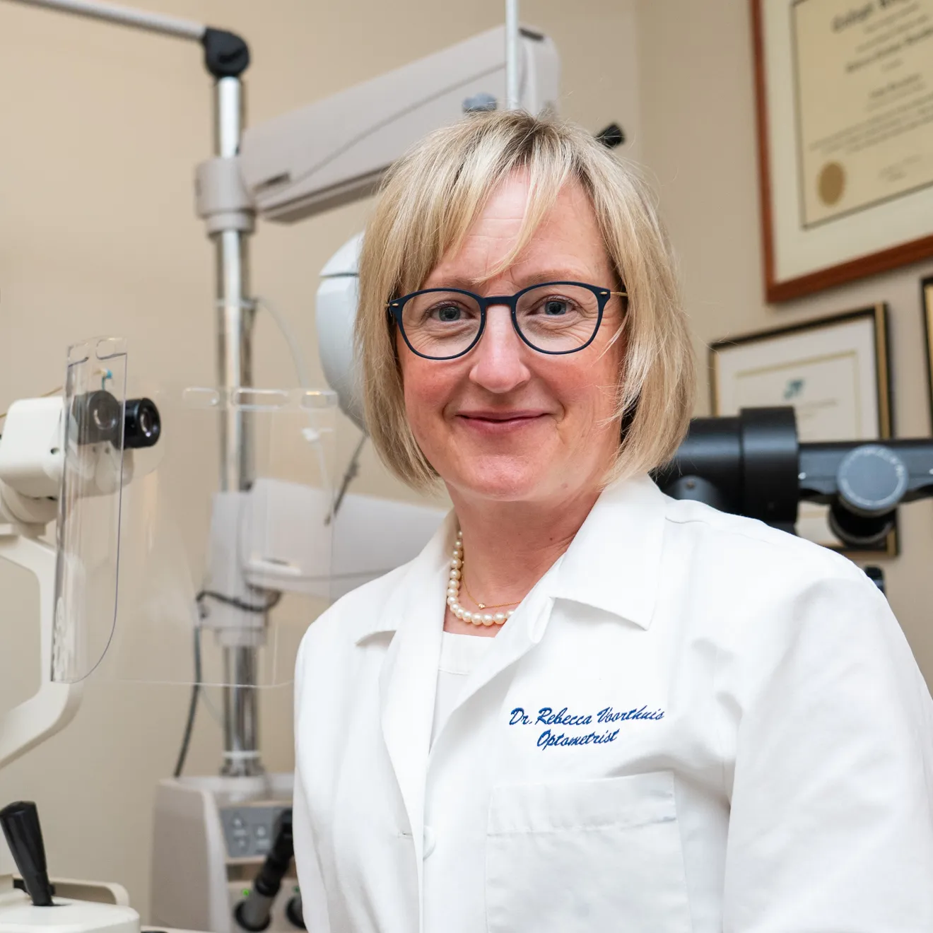 Dr. Rebecca Voorthuis
